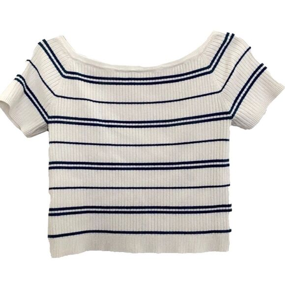 PacSun Tops - Large- PacSun crop top white/navy